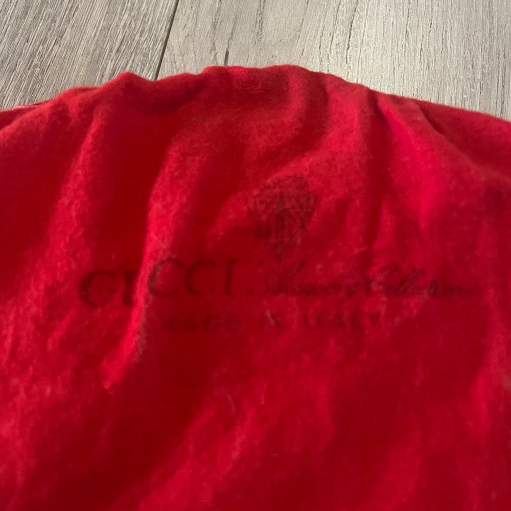 Authentic Gucci Purse *generic insert inside* - Picture 9 of 12